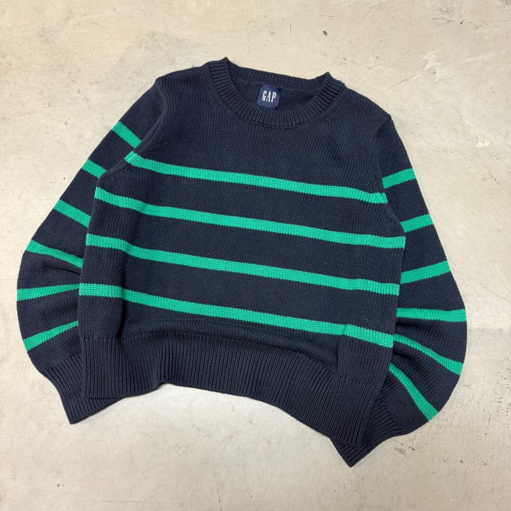 Vintage y2k Women's Gap Stripped Sweater
